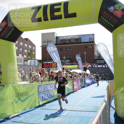 10.08.2025 - GEWOBA Citytriathlon Bremen H.Heesch http://msf.ph/oto/8539667 10.08.2025 15:22:35 Ziel 124, 462, 480 meine-sportfotos.de