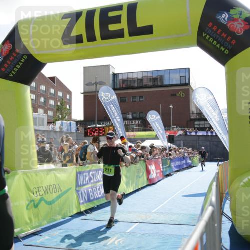 10.08.2025 - GEWOBA Citytriathlon Bremen H.Heesch http://msf.ph/oto/8539672 10.08.2025 15:23:11 Ziel 24, 100, 211 meine-sportfotos.de