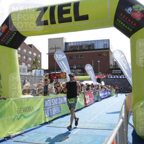 10.08.2025 - GEWOBA Citytriathlon Bremen H.Heesch http://msf.ph/oto/8539690 10.08.2025 15:24:39 Ziel 51 meine-sportfotos.de