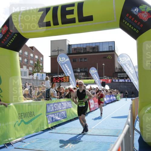 10.08.2025 - GEWOBA Citytriathlon Bremen H.Heesch http://msf.ph/oto/8539694 10.08.2025 15:24:52 Ziel 234, 258, 497 meine-sportfotos.de