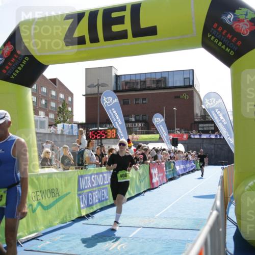 10.08.2025 - GEWOBA Citytriathlon Bremen H.Heesch http://msf.ph/oto/8539698 10.08.2025 15:25:38 Ziel 306, 334, 408 meine-sportfotos.de