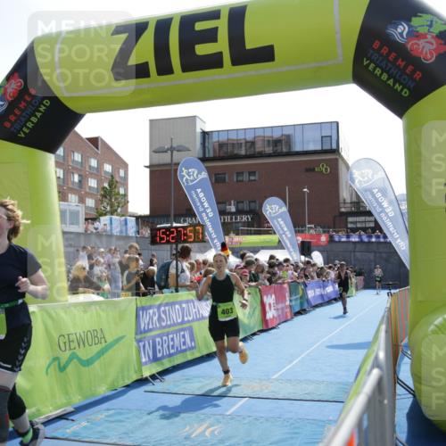10.08.2025 - GEWOBA Citytriathlon Bremen H.Heesch http://msf.ph/oto/8539722 10.08.2025 15:27:56 Ziel 382, 395 meine-sportfotos.de