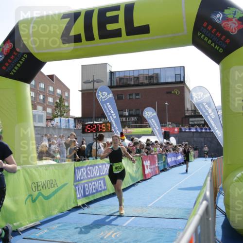 10.08.2025 - GEWOBA Citytriathlon Bremen H.Heesch http://msf.ph/oto/8539723 10.08.2025 15:27:56 Ziel 382, 395 meine-sportfotos.de
