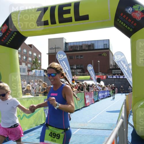 10.08.2025 - GEWOBA Citytriathlon Bremen H.Heesch http://msf.ph/oto/8539734 10.08.2025 15:28:59 Ziel 499 meine-sportfotos.de