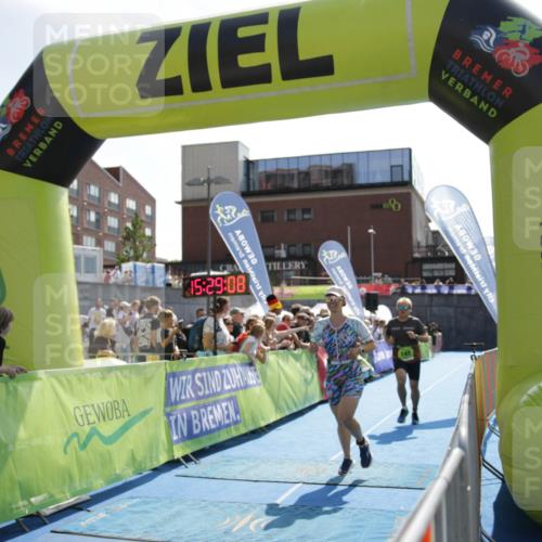 10.08.2025 - GEWOBA Citytriathlon Bremen H.Heesch http://msf.ph/oto/8539735 10.08.2025 15:29:07 Ziel 222, 326, 349, 499 meine-sportfotos.de