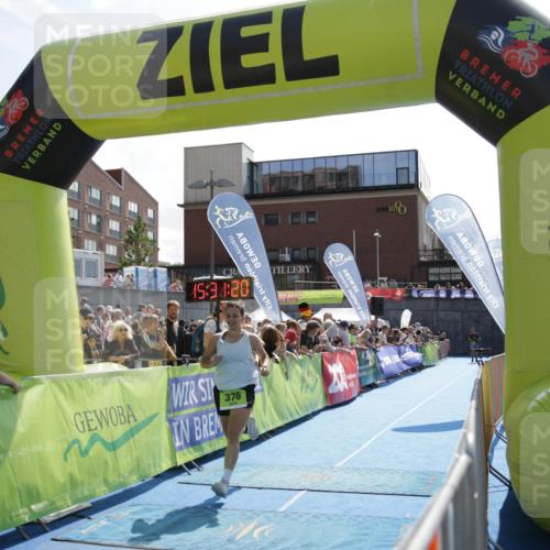 10.08.2025 - GEWOBA Citytriathlon Bremen H.Heesch http://msf.ph/oto/8539759 10.08.2025 15:31:19 Ziel 274, 376 meine-sportfotos.de
