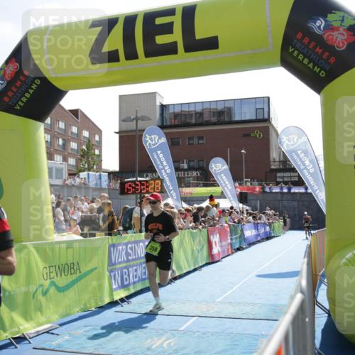 10.08.2025 - GEWOBA Citytriathlon Bremen H.Heesch http://msf.ph/oto/8539769 10.08.2025 15:33:28 Ziel 61, 358, 909 meine-sportfotos.de