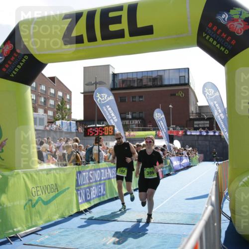 10.08.2025 - GEWOBA Citytriathlon Bremen H.Heesch http://msf.ph/oto/8539782 10.08.2025 15:35:09 Ziel 182, 259, 389, 402, 470 meine-sportfotos.de