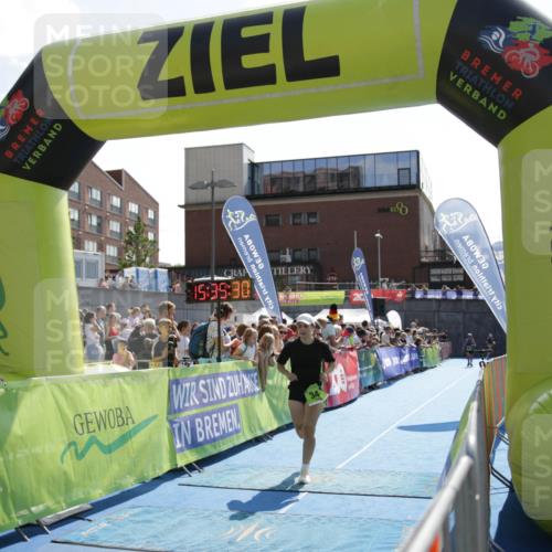 10.08.2025 - GEWOBA Citytriathlon Bremen H.Heesch http://msf.ph/oto/8539786 10.08.2025 15:35:29 Ziel 344, 416, 485 meine-sportfotos.de