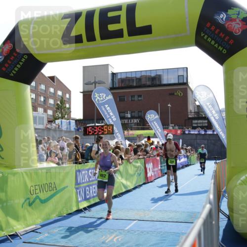 10.08.2025 - GEWOBA Citytriathlon Bremen H.Heesch http://msf.ph/oto/8539791 10.08.2025 15:35:53 Ziel 399, 429, 492 meine-sportfotos.de