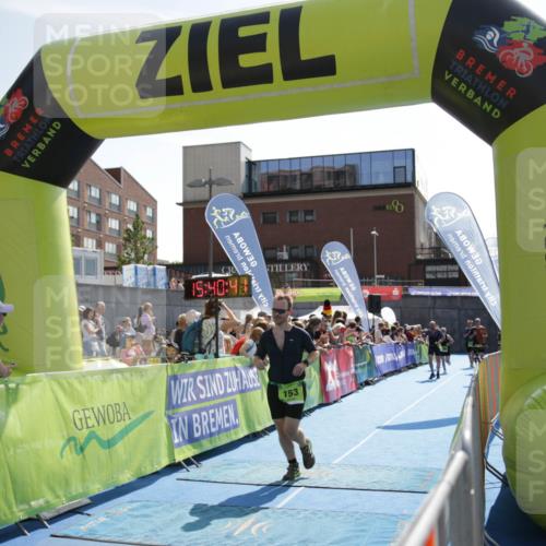 10.08.2025 - GEWOBA Citytriathlon Bremen H.Heesch http://msf.ph/oto/8539829 10.08.2025 15:40:40 Ziel 153, 316, 361, 509, 511 meine-sportfotos.de