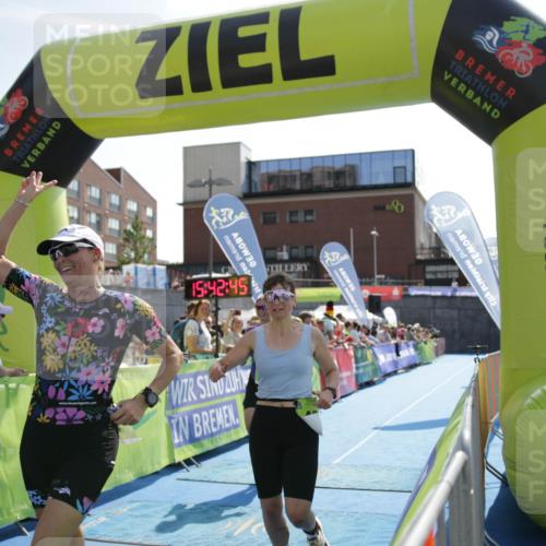 10.08.2025 - GEWOBA Citytriathlon Bremen H.Heesch http://msf.ph/oto/8539839 10.08.2025 15:42:44 Ziel 181, 433, 518 meine-sportfotos.de
