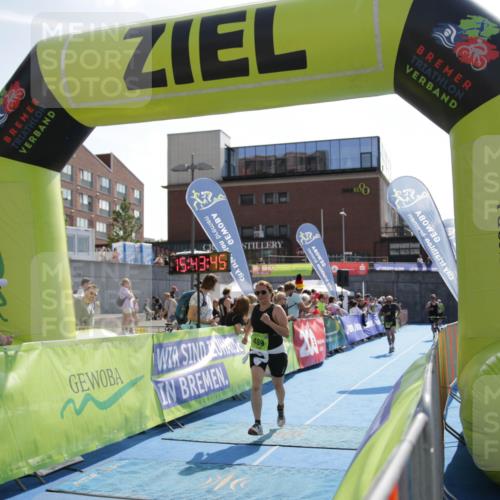 10.08.2025 - GEWOBA Citytriathlon Bremen H.Heesch http://msf.ph/oto/8539848 10.08.2025 15:43:44 Ziel 345, 414, 425, 489 meine-sportfotos.de