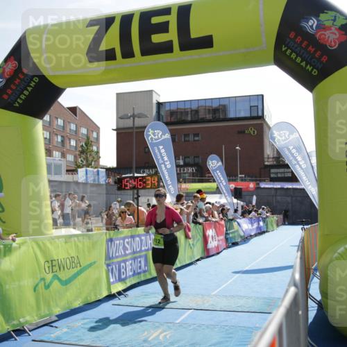 10.08.2025 - GEWOBA Citytriathlon Bremen H.Heesch http://msf.ph/oto/8539870 10.08.2025 15:46:33 Ziel 430 meine-sportfotos.de