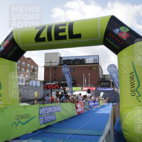10.08.2025 - GEWOBA Citytriathlon Bremen H.Heesch http://msf.ph/oto/8539901 10.08.2025 11:09:02 Ziel  meine-sportfotos.de