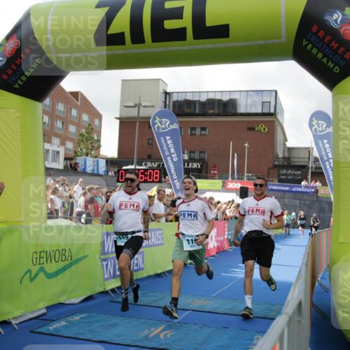 10.08.2025 - GEWOBA Citytriathlon Bremen H.Heesch http://msf.ph/oto/8539924 10.08.2025 11:29:45 Ziel 119, 380, 405 meine-sportfotos.de