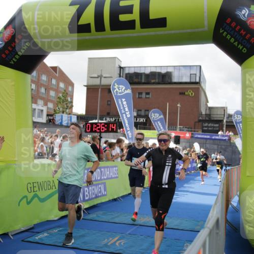 10.08.2025 - GEWOBA Citytriathlon Bremen H.Heesch http://msf.ph/oto/8539926 10.08.2025 11:29:51 Ziel 119, 185, 380, 405 meine-sportfotos.de