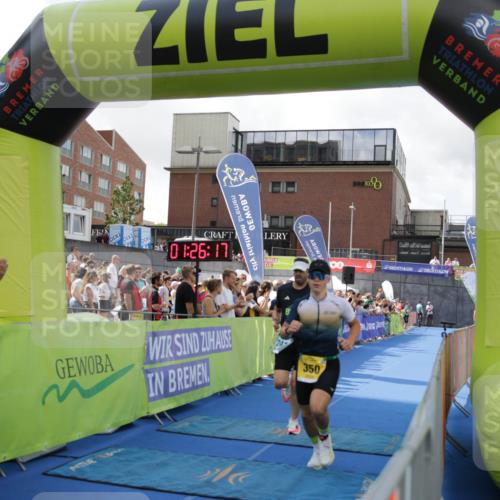 10.08.2025 - GEWOBA Citytriathlon Bremen H.Heesch http://msf.ph/oto/8539928 10.08.2025 11:29:53 Ziel 119, 185, 350, 380, 405 meine-sportfotos.de