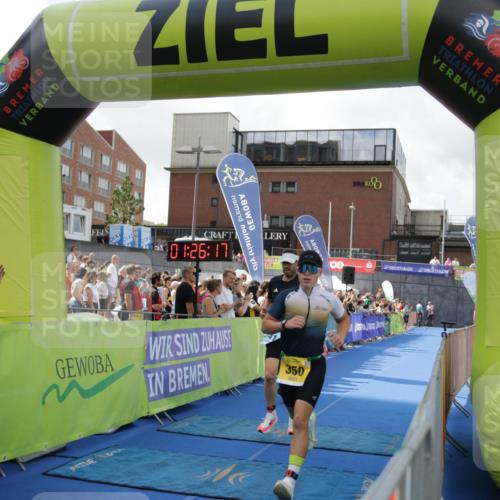 10.08.2025 - GEWOBA Citytriathlon Bremen H.Heesch http://msf.ph/oto/8539929 10.08.2025 11:29:53 Ziel 119, 185, 350, 380, 405 meine-sportfotos.de
