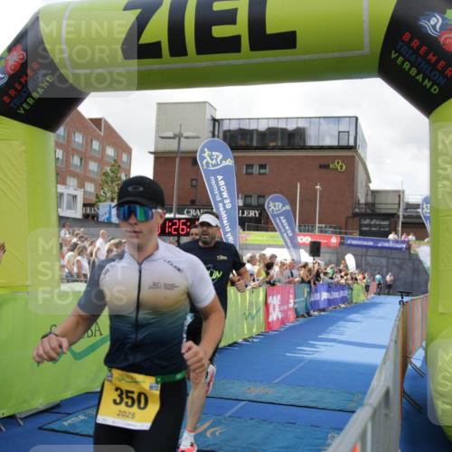 10.08.2025 - GEWOBA Citytriathlon Bremen H.Heesch http://msf.ph/oto/8539931 10.08.2025 11:29:54 Ziel 119, 185, 241, 350, 380, 404, 405 meine-sportfotos.de