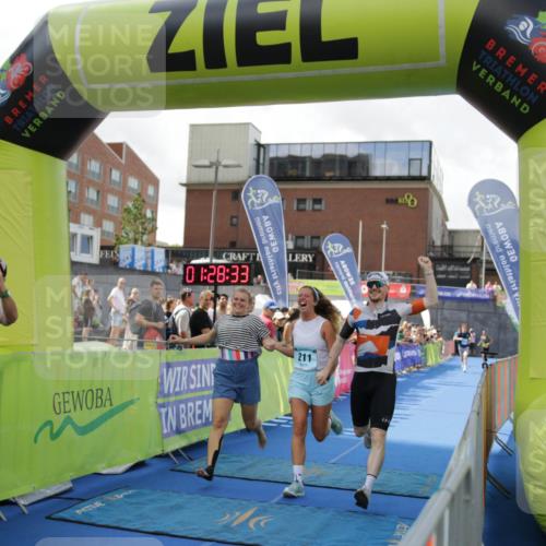 10.08.2025 - GEWOBA Citytriathlon Bremen H.Heesch http://msf.ph/oto/8539953 10.08.2025 11:32:10 Ziel 211, 441 meine-sportfotos.de