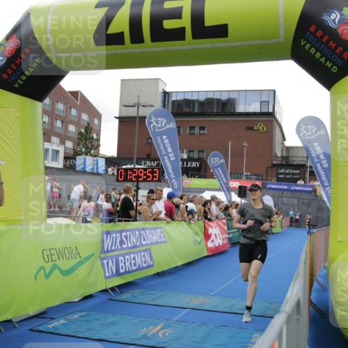10.08.2025 - GEWOBA Citytriathlon Bremen H.Heesch http://msf.ph/oto/8539964 10.08.2025 11:33:30 Ziel 359 meine-sportfotos.de