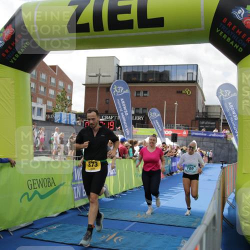 10.08.2025 - GEWOBA Citytriathlon Bremen H.Heesch http://msf.ph/oto/8539979 10.08.2025 11:35:55 Ziel 115, 125, 207, 247, 382 meine-sportfotos.de