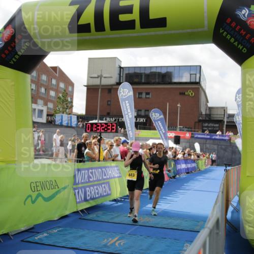 10.08.2025 - GEWOBA Citytriathlon Bremen H.Heesch http://msf.ph/oto/8539984 10.08.2025 11:36:10 Ziel 418, 443, 452, 485 meine-sportfotos.de