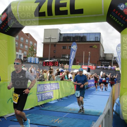 10.08.2025 - GEWOBA Citytriathlon Bremen H.Heesch http://msf.ph/oto/8540021 10.08.2025 11:39:50 Ziel 3, 429 meine-sportfotos.de