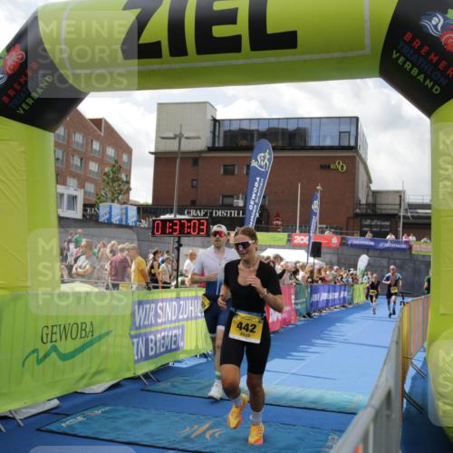 10.08.2025 - GEWOBA Citytriathlon Bremen H.Heesch http://msf.ph/oto/8540030 10.08.2025 11:40:39 Ziel 401 meine-sportfotos.de