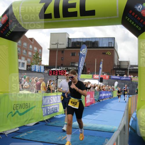 10.08.2025 - GEWOBA Citytriathlon Bremen H.Heesch http://msf.ph/oto/8540031 10.08.2025 11:40:39 Ziel 401 meine-sportfotos.de