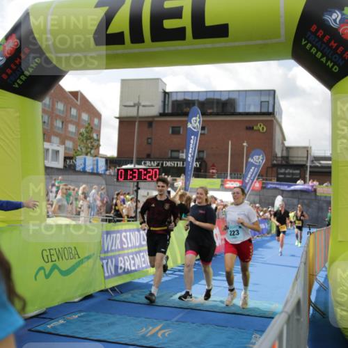 10.08.2025 - GEWOBA Citytriathlon Bremen H.Heesch http://msf.ph/oto/8540033 10.08.2025 11:40:56 Ziel 55, 223, 417, 498 meine-sportfotos.de