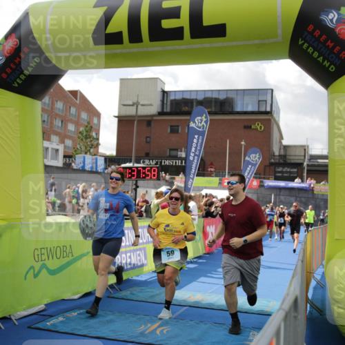 10.08.2025 - GEWOBA Citytriathlon Bremen H.Heesch http://msf.ph/oto/8540039 10.08.2025 11:41:35 Ziel 59, 444 meine-sportfotos.de