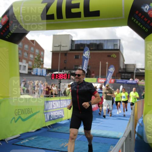 10.08.2025 - GEWOBA Citytriathlon Bremen H.Heesch http://msf.ph/oto/8540045 10.08.2025 11:41:38 Ziel 59, 444 meine-sportfotos.de