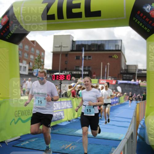 10.08.2025 - GEWOBA Citytriathlon Bremen H.Heesch http://msf.ph/oto/8540082 10.08.2025 11:41:47 Ziel 15, 59, 189, 197 meine-sportfotos.de