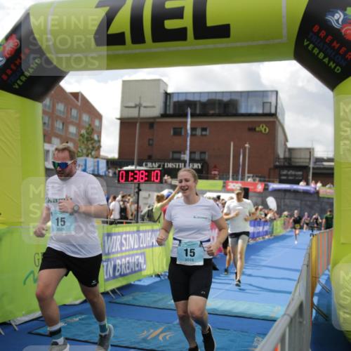 10.08.2025 - GEWOBA Citytriathlon Bremen H.Heesch http://msf.ph/oto/8540083 10.08.2025 11:41:47 Ziel 15, 59, 189, 197 meine-sportfotos.de