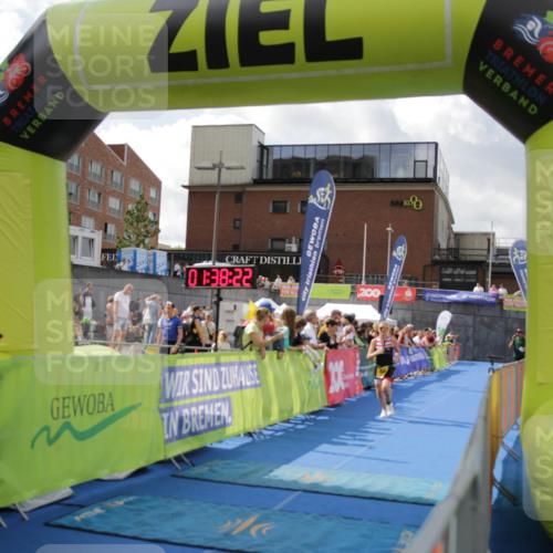 10.08.2025 - GEWOBA Citytriathlon Bremen H.Heesch http://msf.ph/oto/8540126 10.08.2025 11:41:59 Ziel 191, 440, 451, 456 meine-sportfotos.de