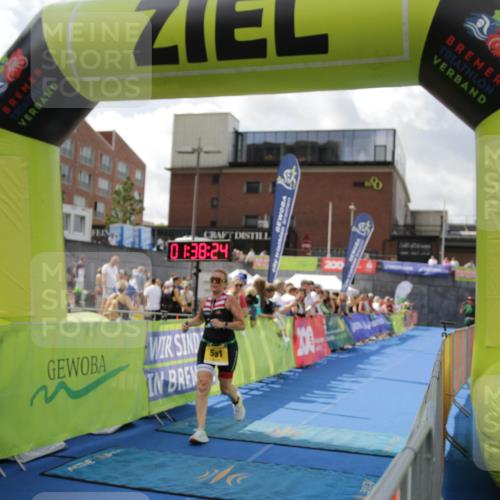 10.08.2025 - GEWOBA Citytriathlon Bremen H.Heesch http://msf.ph/oto/8540130 10.08.2025 11:42:01 Ziel 191, 440, 451, 456, 501 meine-sportfotos.de
