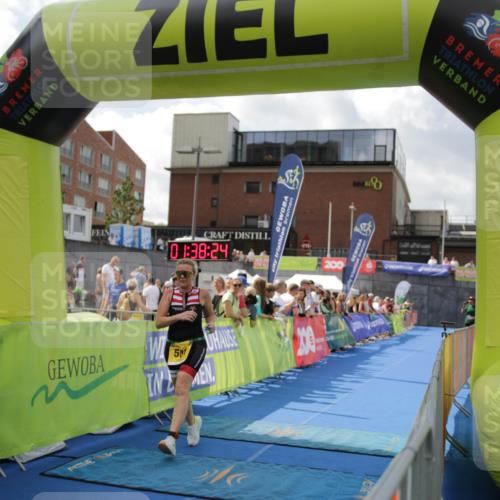 10.08.2025 - GEWOBA Citytriathlon Bremen H.Heesch http://msf.ph/oto/8540133 10.08.2025 11:42:01 Ziel 191, 440, 451, 456, 501 meine-sportfotos.de