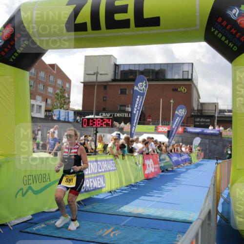 10.08.2025 - GEWOBA Citytriathlon Bremen H.Heesch http://msf.ph/oto/8540136 10.08.2025 11:42:01 Ziel 191, 440, 451, 456, 501 meine-sportfotos.de