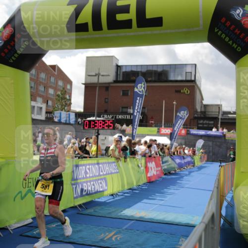 10.08.2025 - GEWOBA Citytriathlon Bremen H.Heesch http://msf.ph/oto/8540139 10.08.2025 11:42:02 Ziel 191, 440, 451, 456, 501 meine-sportfotos.de