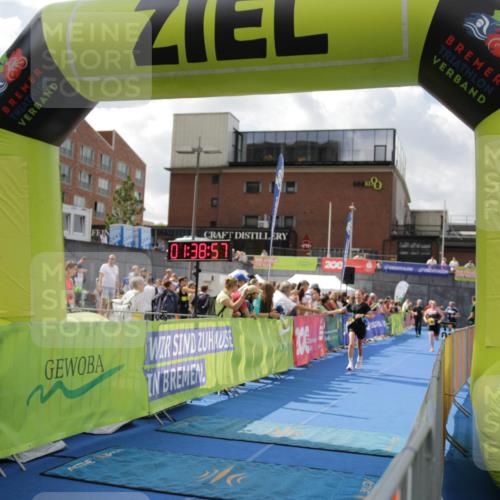 10.08.2025 - GEWOBA Citytriathlon Bremen H.Heesch http://msf.ph/oto/8540184 10.08.2025 11:42:34 Ziel 235, 476 meine-sportfotos.de