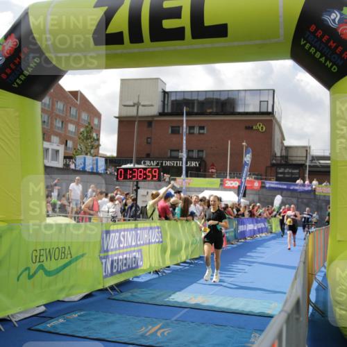 10.08.2025 - GEWOBA Citytriathlon Bremen H.Heesch http://msf.ph/oto/8540197 10.08.2025 11:42:36 Ziel 235, 476 meine-sportfotos.de