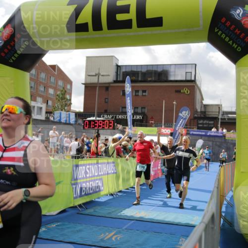 10.08.2025 - GEWOBA Citytriathlon Bremen H.Heesch http://msf.ph/oto/8540246 10.08.2025 11:42:40 Ziel 139, 235, 447, 476 meine-sportfotos.de