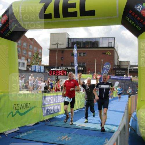 10.08.2025 - GEWOBA Citytriathlon Bremen H.Heesch http://msf.ph/oto/8540252 10.08.2025 11:42:41 Ziel 139, 235, 447, 476 meine-sportfotos.de