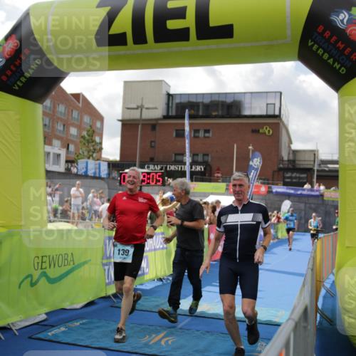 10.08.2025 - GEWOBA Citytriathlon Bremen H.Heesch http://msf.ph/oto/8540257 10.08.2025 11:42:42 Ziel 139, 235, 447, 476 meine-sportfotos.de