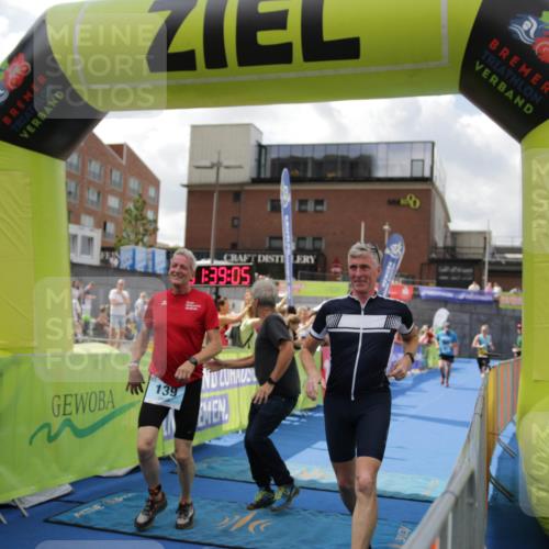 10.08.2025 - GEWOBA Citytriathlon Bremen H.Heesch http://msf.ph/oto/8540259 10.08.2025 11:42:42 Ziel 139, 235, 447, 476 meine-sportfotos.de