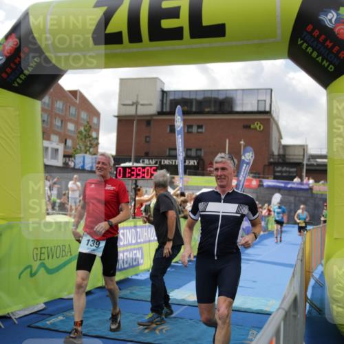 10.08.2025 - GEWOBA Citytriathlon Bremen H.Heesch http://msf.ph/oto/8540260 10.08.2025 11:42:42 Ziel 139, 235, 447, 476 meine-sportfotos.de