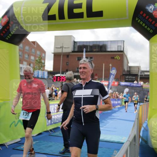 10.08.2025 - GEWOBA Citytriathlon Bremen H.Heesch http://msf.ph/oto/8540264 10.08.2025 11:42:42 Ziel 139, 235, 447, 476 meine-sportfotos.de