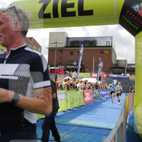 10.08.2025 - GEWOBA Citytriathlon Bremen H.Heesch http://msf.ph/oto/8540271 10.08.2025 11:42:43 Ziel 139, 447, 476 meine-sportfotos.de